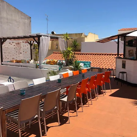 Albergue Orange Terrace *