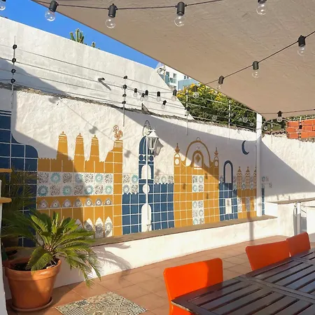 Orange Terrace Hostel Albufeira